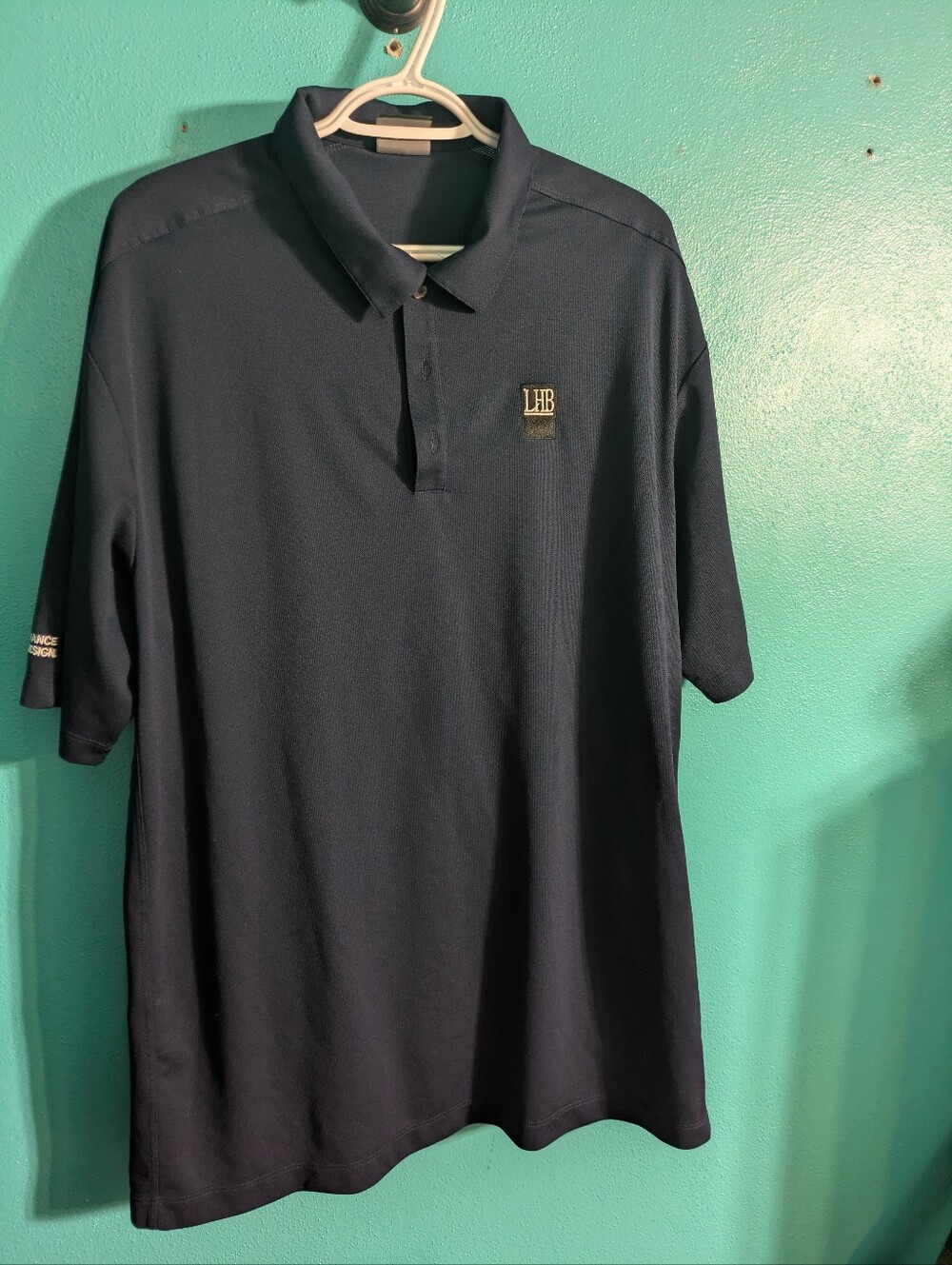 Nike Men’s Navy Blue Polo Shirt with Embroidered Logo For Golfing/ Outing
